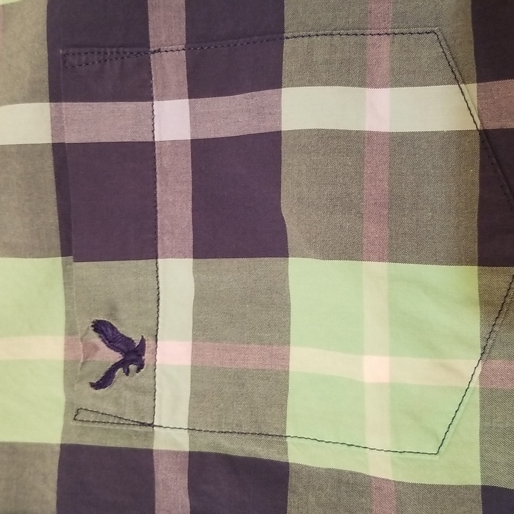 American Eagle Button Down Medium - Picture 4 of 9